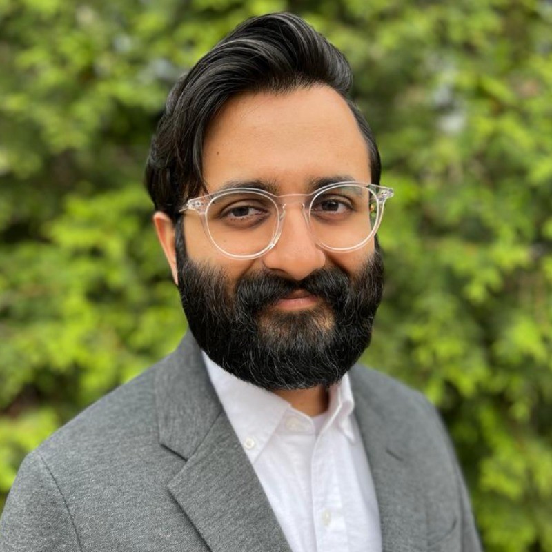 Neil Purohit headshot